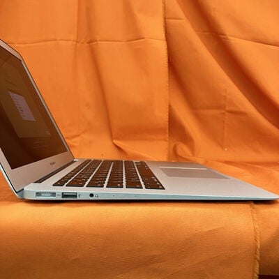 【なんば店】中古  Apple MacBook Air 13インチ 2017 Core i5 1.8GHz/8GB/128GB SSD MQD32J/A 135881 