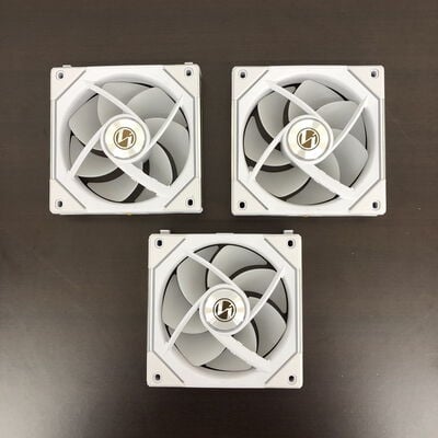 【長野稲里店】中古  Lian Li UF-SLIN120-3W(UNIFANSL-INFINITY120 WT 3PK) 5110000650 