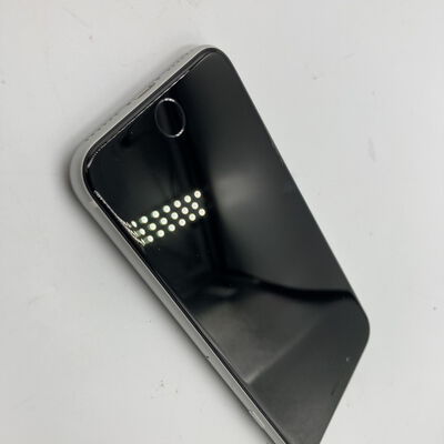 【水戸赤塚店】中古  Apple iPhoneSE 4.7インチ (第2世代/2020) 64GB (ホワイト) 国内版SIMロックフリー MHGQ3J/A 新パッケージ版 146154 