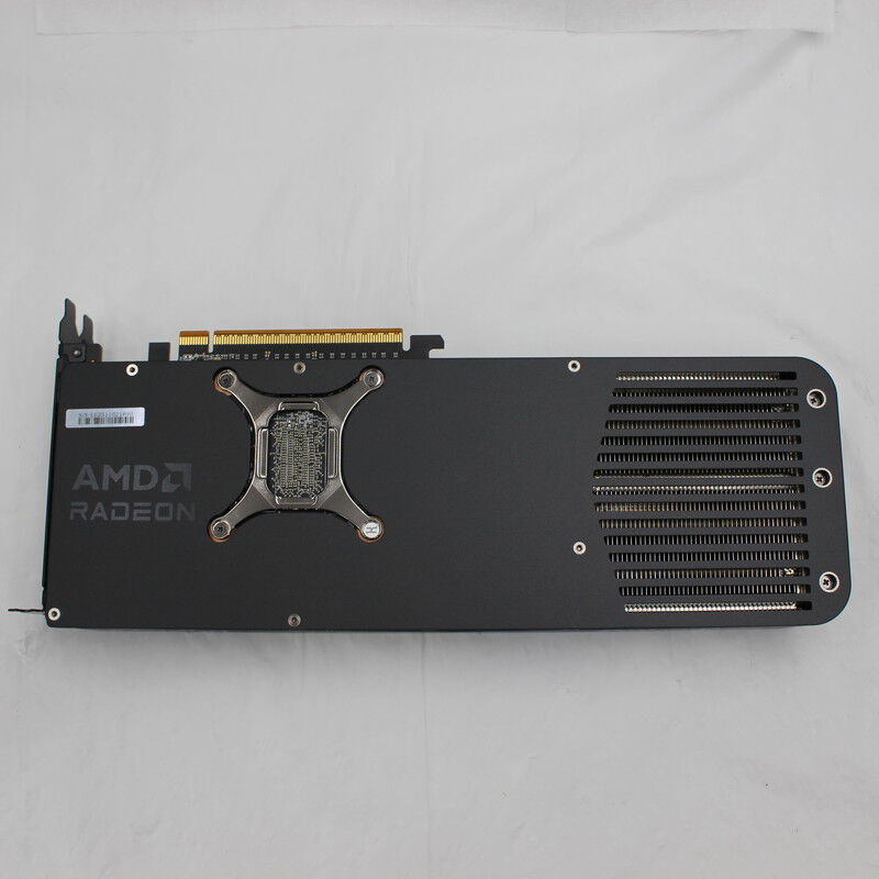 中古 玄人志向 RD-RX9070-E16GB/TP (RX9070 16G) 176964 （356498