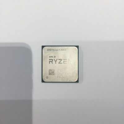 【松山環状枝松店】中古  AMD Ryzen 9 3900X (AM4/3.8/70M/C12/T24/105W) 140023 