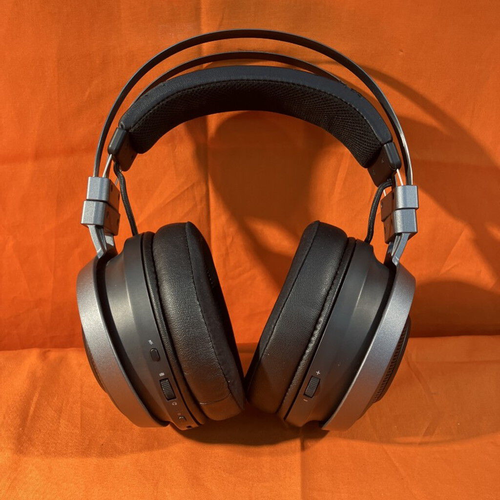 中古 Razer Nari Ultimate (RZ04-02670100-R3M1) 3280016828