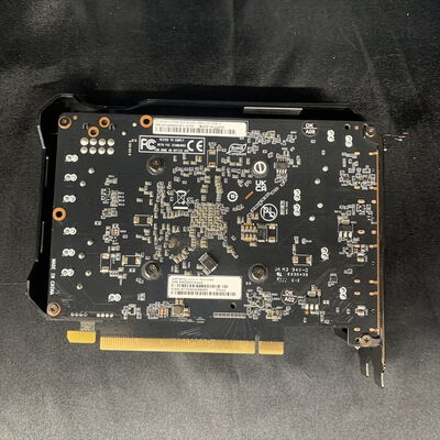 【横浜駅前店】中古  Palit NE64060019P1-1070F (RTX4060 8GB) 3400009467 