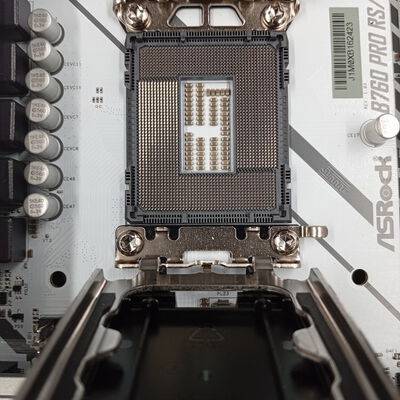 【大須店】中古  ASRock B760 Pro RS/D4 WiFi White (B760 1700 ATX DDR4) 3120022289 