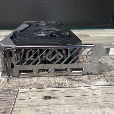 【広島店】中古  SAPPHIRE NITRO+ Radeon RX 6600 XT GAMING OC 8G GDDR6 3320004959 