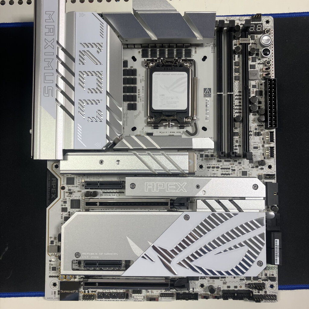 中古 ASUS ROG MAXIMUS Z890 APEX (Z890 1851 ATX DDR5) 172175