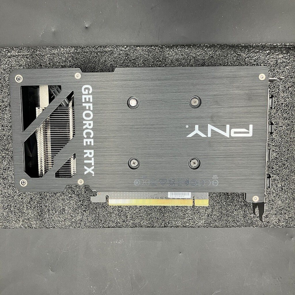 中古 PNY Geforce RTX 4060 8GB VERTO Dual Fan（RTX4060 8GB
