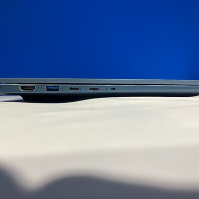 【鹿児島店】中古  THIRDWAVE BizPro14 181518 