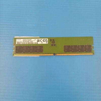 【大須店】中古  Samsung M323R4GA3BB0-CQKOD (DDR5 PC5-38400 32GB) 198916 