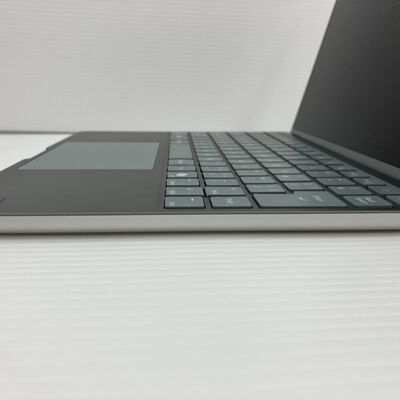 【秋葉原本店】中古  FUJITSU　FMV(Ultra 5 134U/16GB/SSD256GB/W11H) 3410016177 