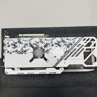 【熊本浜線店】中古  ASRock RX7800XT SL 16GO(RX7800XT Steel Legend OC) 5370001078 