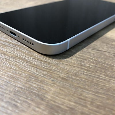 【姫路店】中古  Apple iPhone12 6.1インチ 64GB (ホワイト) 国内版SIMロックフリー MGHP3J/A 143736 