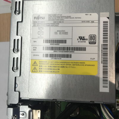【博多店】中古  Fujitsu ESPRIMO D588/TX 