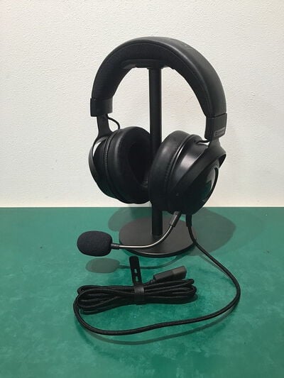 【浦添城間店(沖縄)】中古  Razer Kraken V3 HyperSense RZ04-03770100-R3M 4780001672 