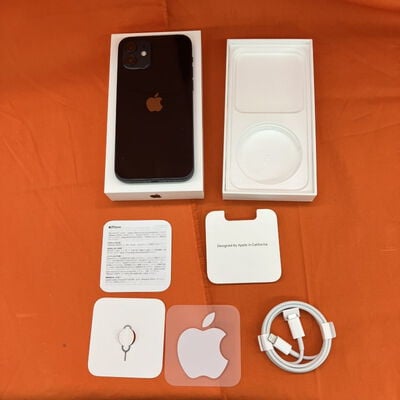 【なんば店】中古  【SIMロック解除済み】【docomo】Apple iPhone12 6.1インチ 64GB (ブラック) MGHN3J/A 155524 