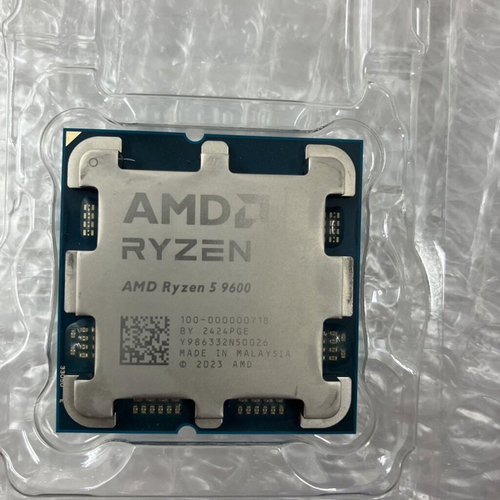 中古 AMD Ryzen 5 9600 (AM5/3.8GHz/38M/C6/T12/65W)) 177129 （370639