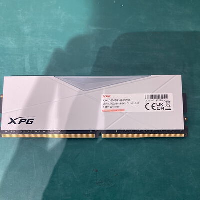 【浦添城間店(沖縄)】中古  PC4-25600 8GB デスクトップ用(DDR4-3200) 140727 