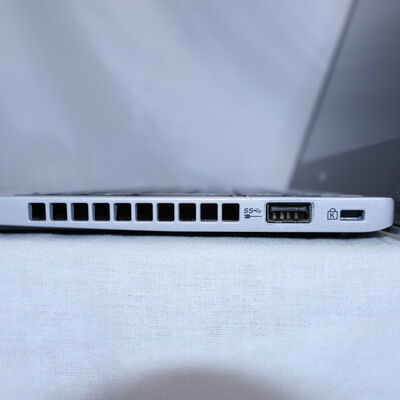 【通販センター】中古  【ジャンク品/保証無/返品質問不可】NEC VersaPro タイプVB PC-VKM17BZG4 (Core i5 8350U/8GB/SSD256GB/-/オンボード/12.5/1366x768/Wi-Fi/WEBCAM/W11H64 MAR) 186220 