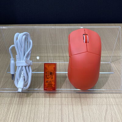 【甲府飯田店】中古  Sprime PM1 Hyper Lightweight Wireless Ergo Gaming Mouse Red (sp-pm1-red) 4720001338 