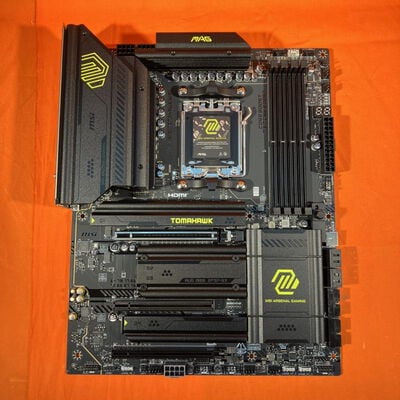 【なんば店】中古  MSI MAG X870 TOMAHAWK WIFI (X870 ATX AM5 DDR5) 172209 