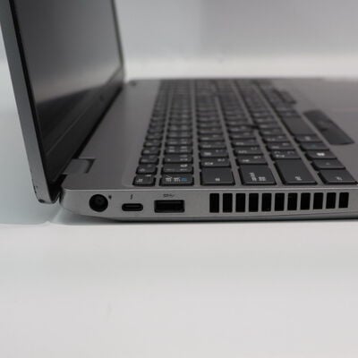 【札幌店】中古  DELL Latitude 5511 (Intel Core i5 10400H 2.60GHz/8GB/SSD256GB/-/GeForce MX150/15.6/1920x1080/GbE/Wi-Fi/WEBCAM/W11H) 193726 