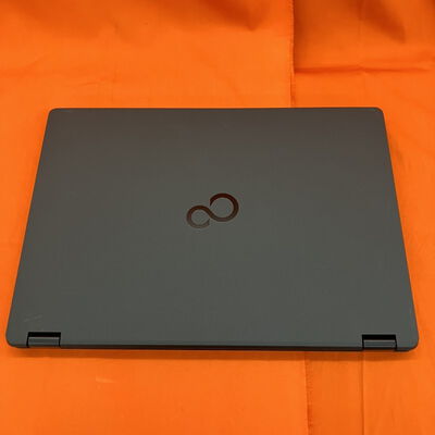 【なんば店】中古  FUJITSU LIFEBOOK U7410 (INTEL Core i5 10310U 1.7GHz/16GB/SSD256GB/-/オンボード/14/1366x768/Wi-Fi/WEBCAM/W11H64/Microsoft Office Home and Business 2024付) 180536 