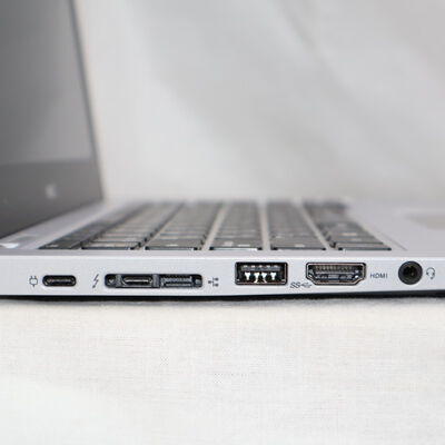 【通販センター】中古  NEC VersaPro UltraLite(Intel Core i5 8350U/8GB DDR4 (PC4)/SSD128GB/なし/オンボード/13.3/1366x768/Wi-Fi/W11H64 MAR) 201388 