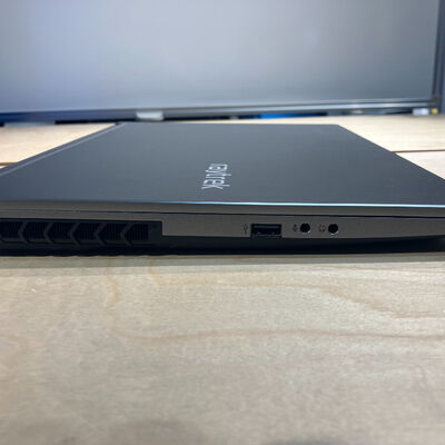 【鹿児島店】中古  Thirdwave raytrek R5-RL5(i7-13700H/16GB/SSD1TB/なし/RTX4050/15.6/2560×1440/W11P) 4700000615【8/21価格改定!】 
