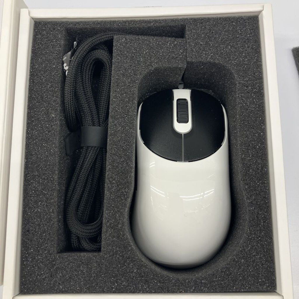 中古 ZYGEN NP-01 ゲーミングマウス 5230000335【在庫処分!】 （246508