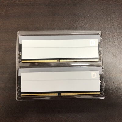 【福山ココローズ店】中古  ﾄﾞｽﾊﾟﾗｾﾚｸﾄ D5D6000-16G2A1-RGB-WH(DDR5-6000 16GBx2) 5090001075 