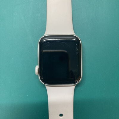 【浦添城間店(沖縄)】中古  Apple Watch SE2 40mm Cellular スターライトアルミニウムケース/スターライトスポーツバンド(S/M) MRFX3J/A 3400007668 