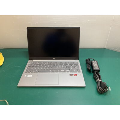 【浦添城間店(沖縄)】中古  HP Laptop 15-fc0003AU (AMD Ryzen5 7530U/16GB/SSD512GB//オンボード/15.6/1920x1080/Wi-Fi/WEBCAM/W11H64) 175196 