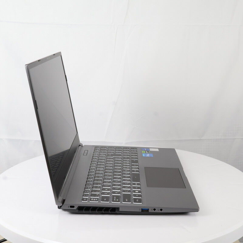 中古 THIRDWAVE raytrek R5-RL6(Intel Core i7 13700HX/16GB/SSD1TB