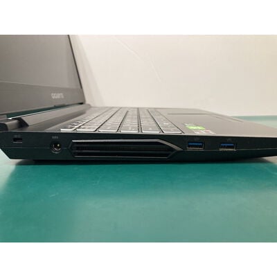 【富山本郷店】中古  GIGABYTE A5 K1 (AMD Ryzen 5 5600H/32GB/RTX3060/SSD 512GB/-/15.6inch/LAN+WLAN/WebCAM/Win 11 Home/-) 4760000988 