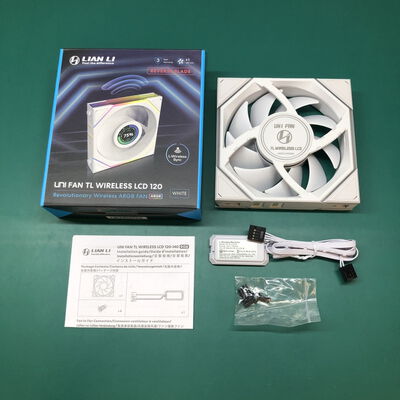 【津ラッツ店】中古  Lian Li UNI FAN TL 120 LCD REVERSE BLADE WIRELESS WT Single Pack UF-RS-TL120-LCD-WLS-1W [ホワイト] 4990000969 
