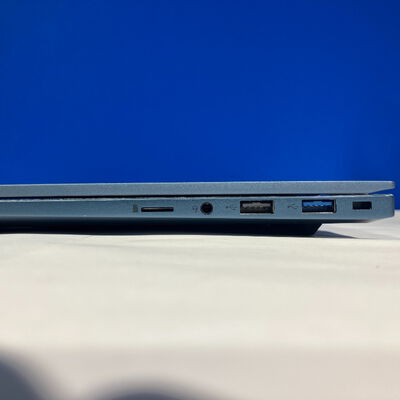 【鹿児島店】中古  THIRDWAVE BizPro14 181518 