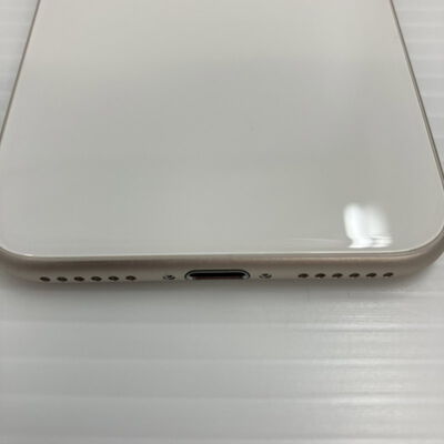 【秋葉原本店】中古  【国内版SIMフリー】Apple iPhoneSE 4.7インチ (第3世代) 64GB (スターライト) MMYD3J/A 154843 