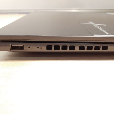 【鹿児島店】中古  ASUS Vivobook 14X 1405VA(i5-13420H/16GB/SSD500GB/なし/オンボード/14.0/1920&times;1200/W11H) 4700000905 