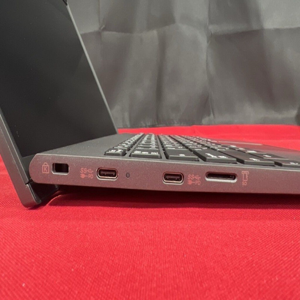 中古 NEC PC-VKV50GZFB (Intel Core i7 1195G7 2.90GHz/16GB/SSD512GB