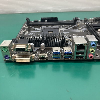 【浦添城間店(沖縄)】中古  【付属品欠品】 B450 S2H V2(B450 AM4 mATX DDR4) 3480039004 