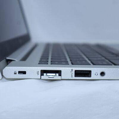 【通販センター】中古  HP EliteBook 630 G10 202971 