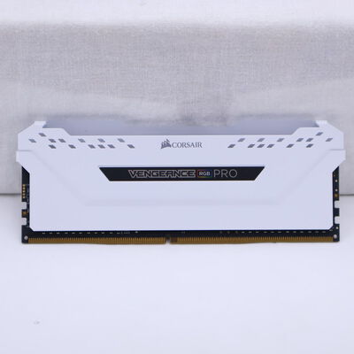 【通販センター】中古  PC4-25600 8GB デスクトップ用(DDR4-3200) 140727 