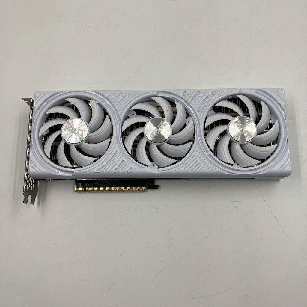 中古 Palit NE75070U19K9-GB2050W (RTX5070 12GB WHITE OC) 188946