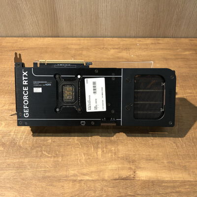 【姫路店】中古  ASUS PRIME-RTX5070-O12G (RTX5070 12G) 176900 