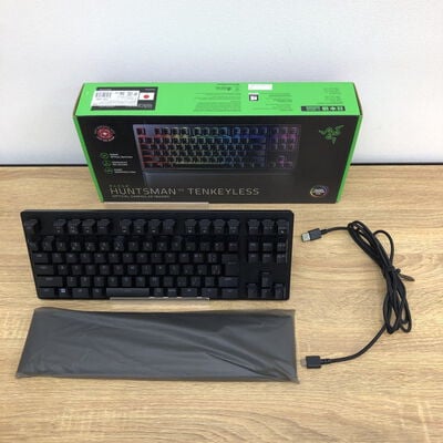 【津ラッツ店】中古  Razer Huntsman V2 Tenkeyless - Linear ブラック RZ03-03941000-R3J1 ［有線 /USB］ 4990001061 