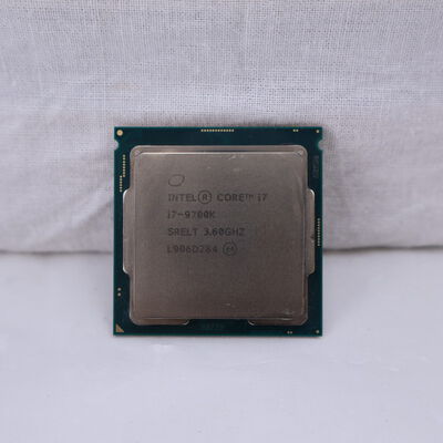 【通販センター】中古  INTEL Core i7 9700K (1151/3.60GHz/12M/C8/T8) 138481 
