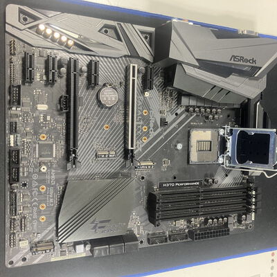 【大宮店】中古  ASRock Fatal1ty H370 Performance (H370 1151 ATX) 137012 
