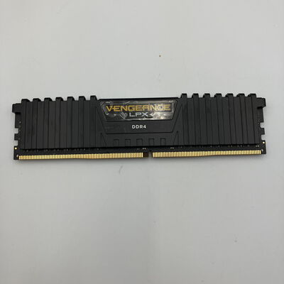 【なんば店】中古  PC4-21300 16GB デスクトップ用(DDR4-2666) 135638 