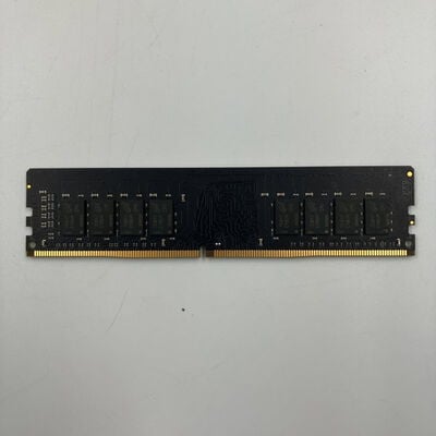 【なんば店】中古  PC4-19200 16GB デスクトップ用(DDR4-2400) 135639 