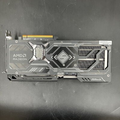 【大須店】中古  ASRock RX9070XT SLD 16G Steel Legend Dark 16GB (RX9070XT 16G) 176936